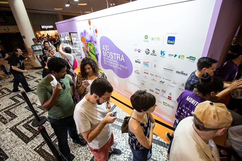 43ª Mostra de Cinema em São Paulo | São Paulo Int'l Fim Festival - Abertura da Central da Mostra no Conjunto Nacional - Data: 12/10/2019 - Foto: Mario Miranda Filho/Agência Foto