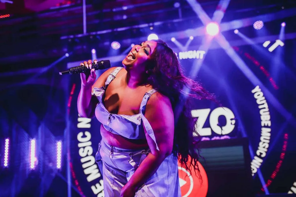Lizzo_Easy-Resize.com