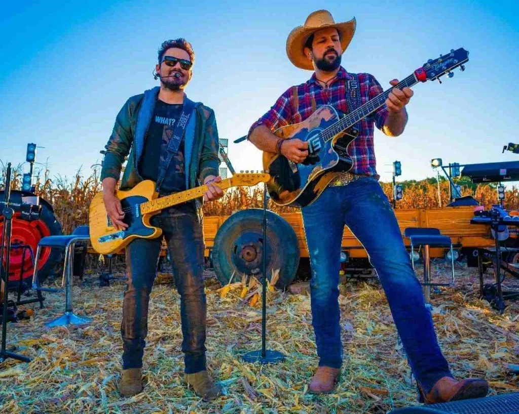 fernando & sorocaba_Easy-Resize.com