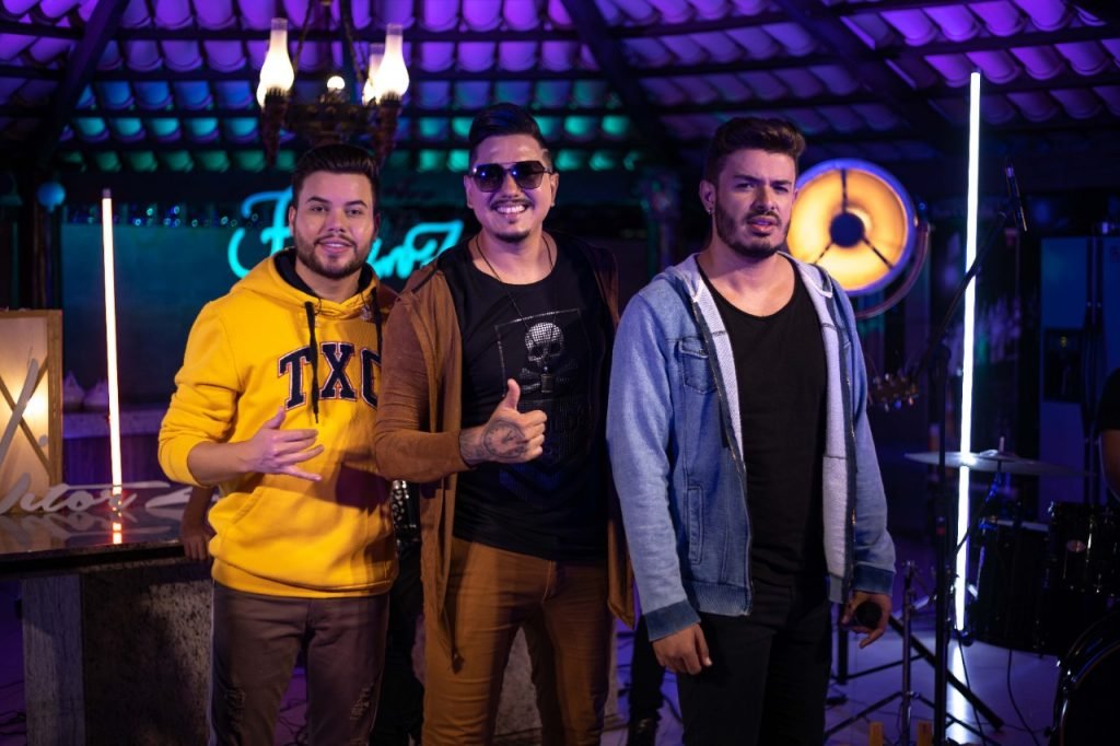 Vitor Zara lança single com Max e Luan