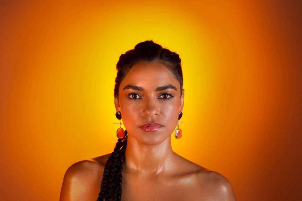 Lucy Alves 4_Créditos_ Anne Karr_Easy-Resize.com