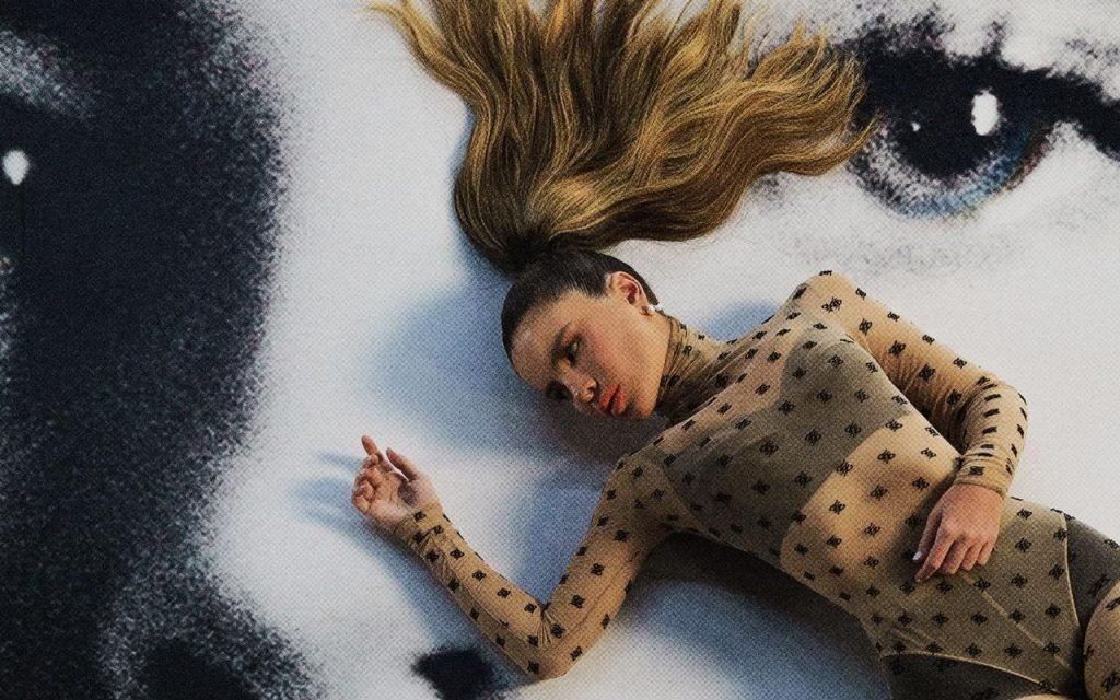 CapaGiuliaBe_Soltadeluxe