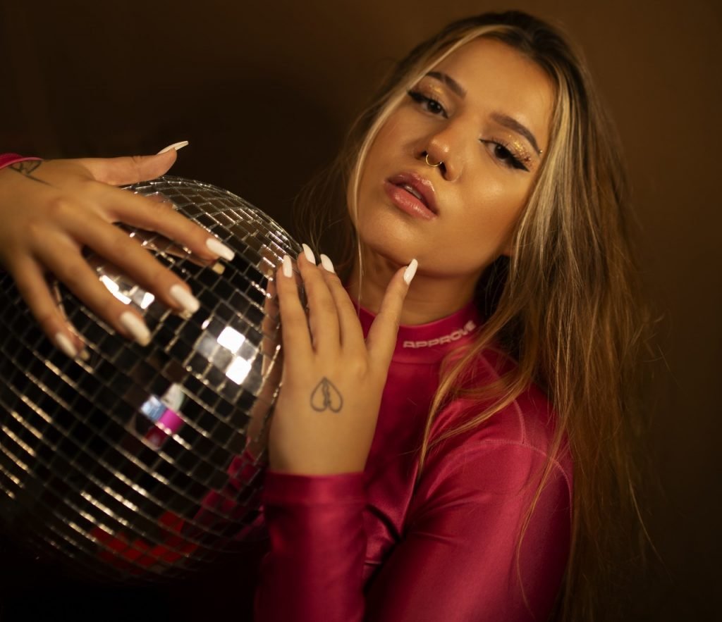 Elana Dara - Crédito Amanda Sartor_Easy-Resize.com