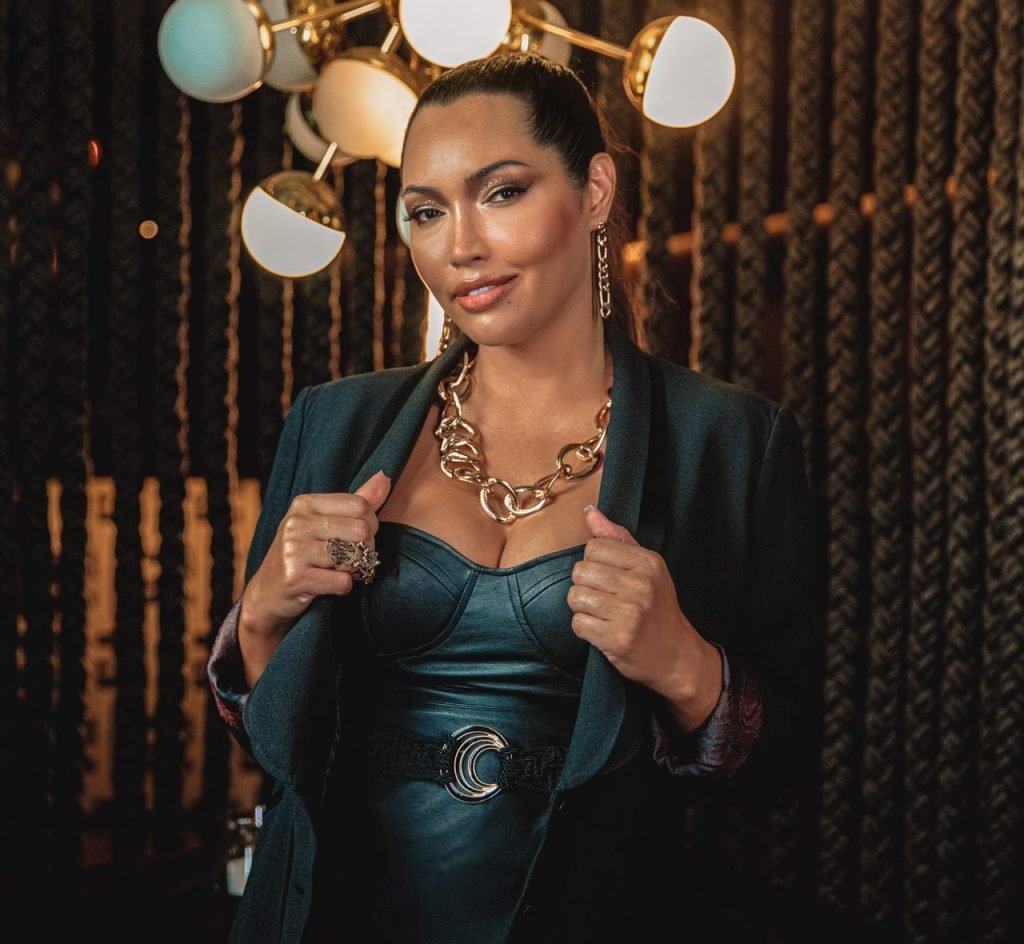 10karinah_rio_-157-Edit (1)_Easy-Resize.com