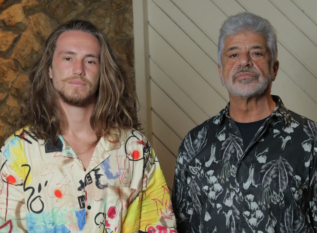 VK-E-LULU_Easy-Resize.com