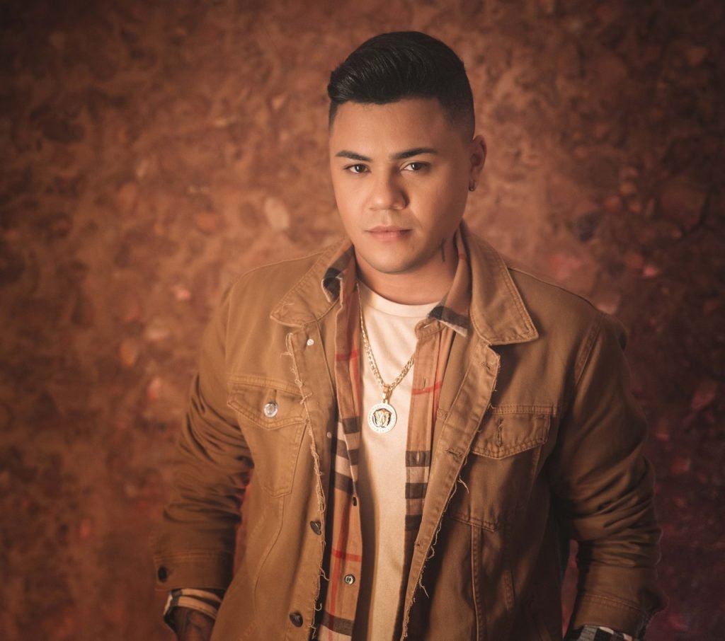 Felipe Araújo_Easy-Resize.com