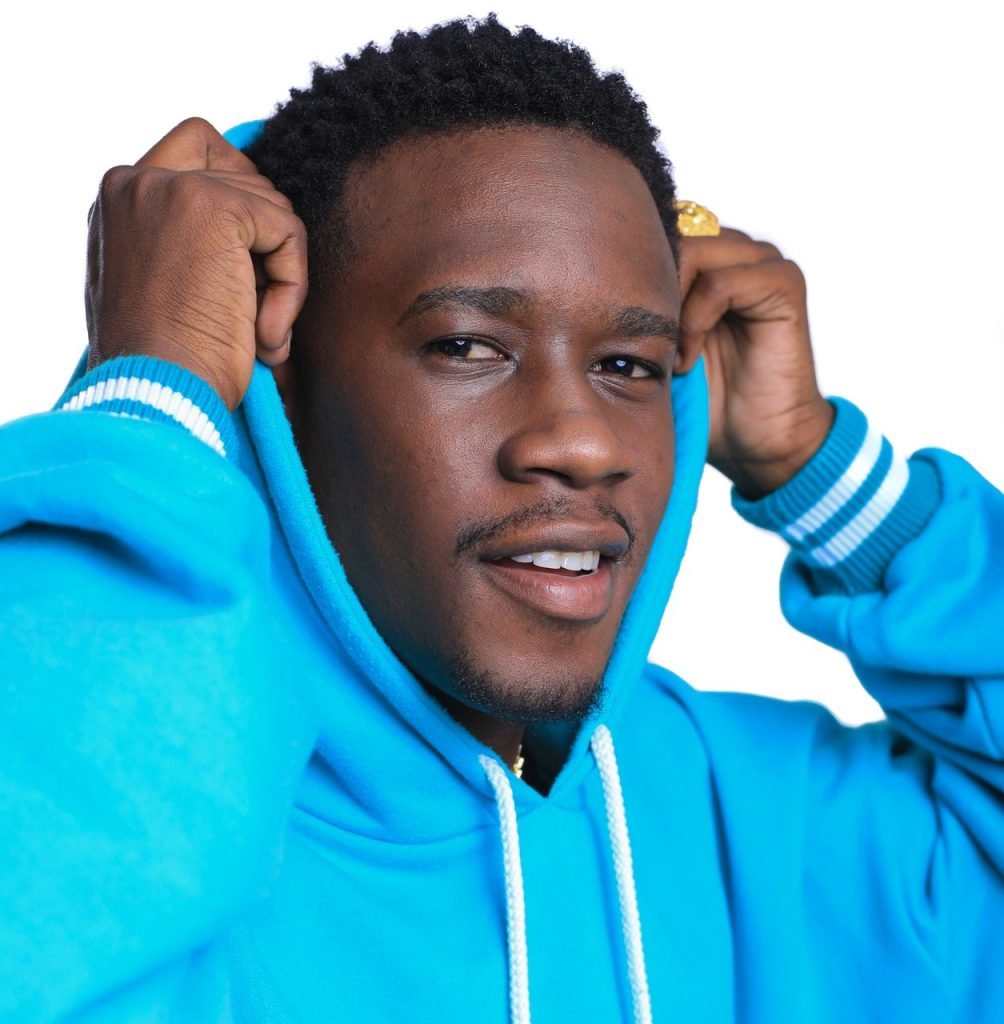 DJ ZULLU - Divulgação3 - Créditos_BrunoTrindade_Easy-Resize.com