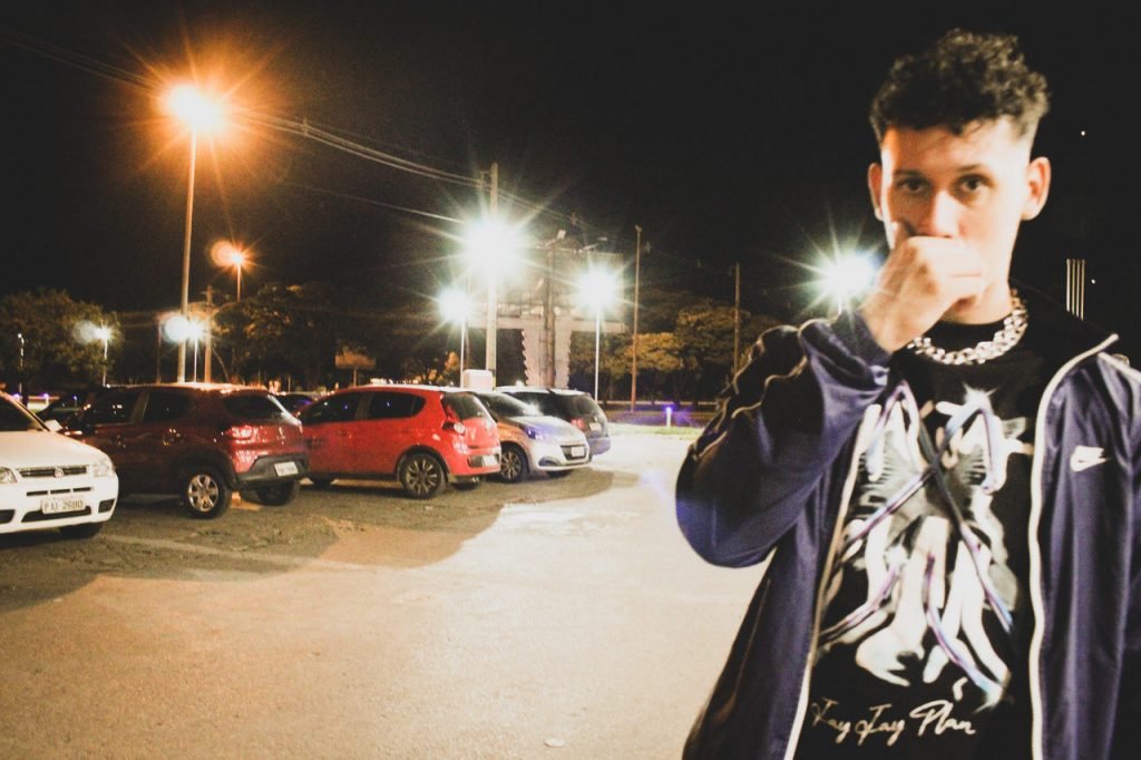 ALEC PETRUS_Easy-Resize.com