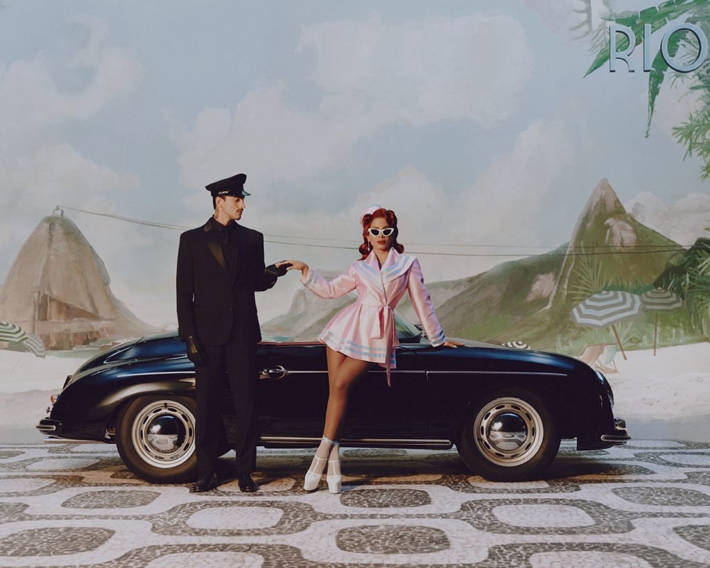 "Estou bem realizada, trabalhando por amor", conta Anitta em entrevista sobre "Girl from Rio"