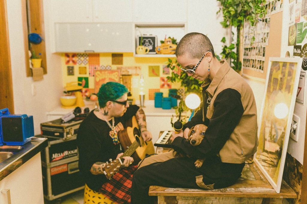 Nox & Just Bella lançam “Get To You”