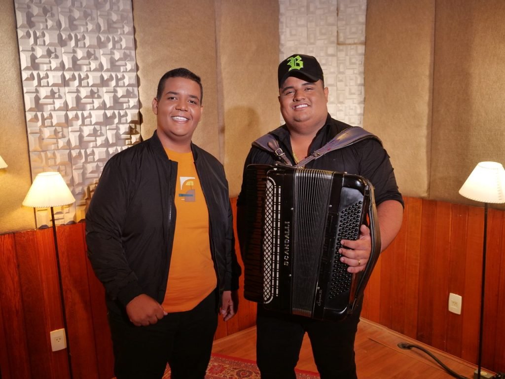 Tarcísio do Acordeon faz parceria com Yury Pressão, novo nome do piseiro_Easy-Resize.com