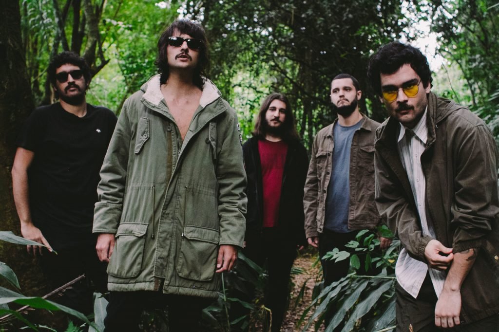 Daparte - Copyright-©-diegoruahn-6_Easy-Resize.com