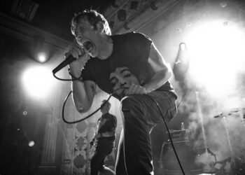Geoff Rickly ao vivo | Crédito: Ryan Baker