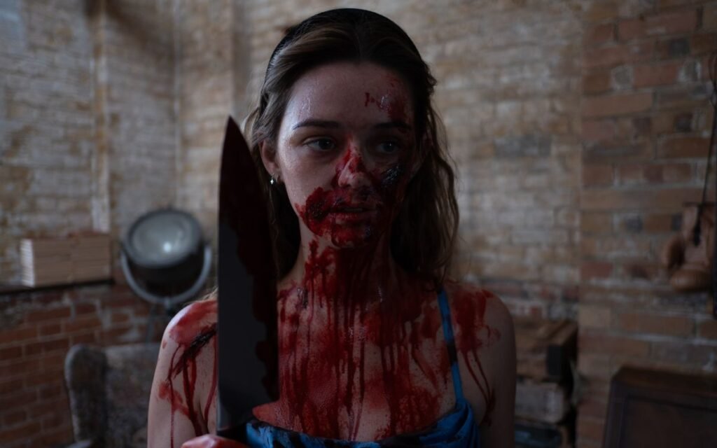 "Alice no País das Trevas" chega aos cinemas brasileiros nesta quinta-feira