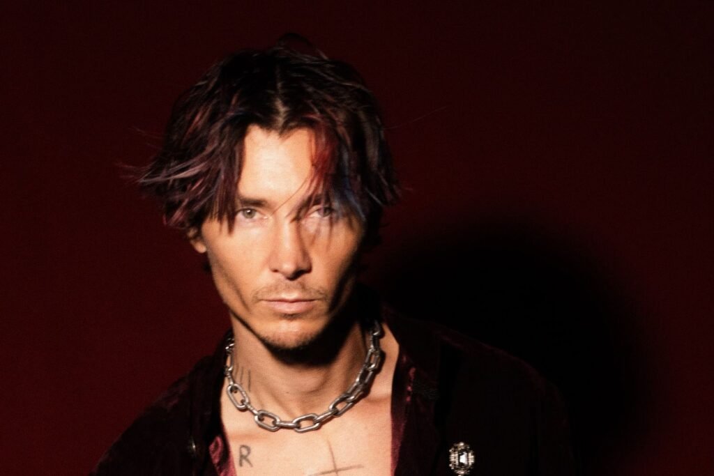 Jagwar Twin lança o videoclipe de seu sucesso viral "Bad Feeling (Oompa Loompa)"