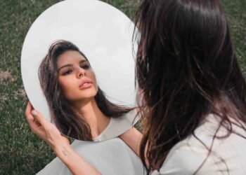 xr:d:DAF9diJJEXA:9,j:3544752420422110279,t:24022219