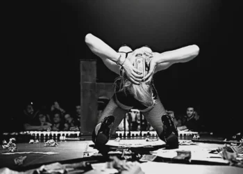 MDNA TOUR - Stevie Klein