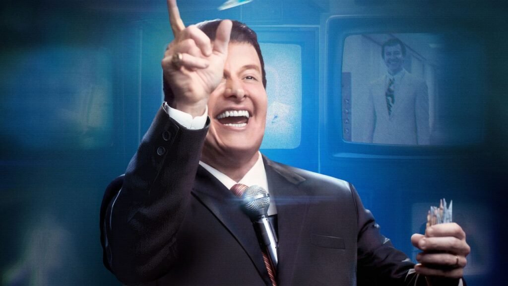 Com Rodrigo Faro, cinebiografia de Silvio Santos estreia nesta quinta-feira