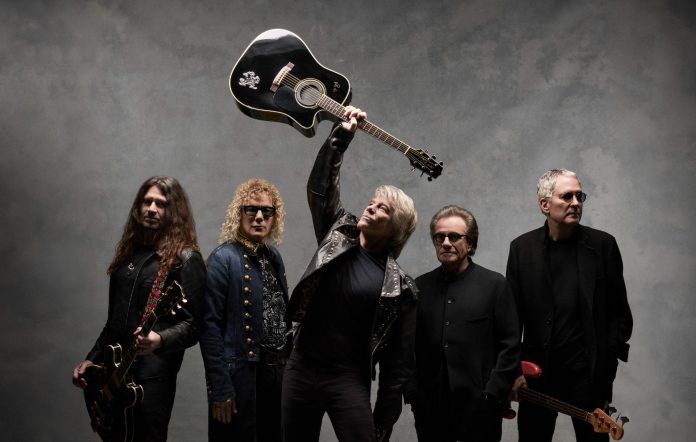 Bon Jovi mostra que ainda sabe muito de rock em novo álbum