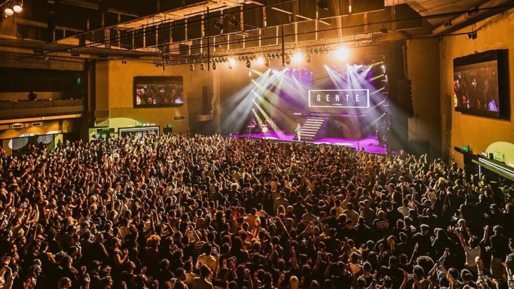 Priscilla estreia show de novo álbum em São Paulo