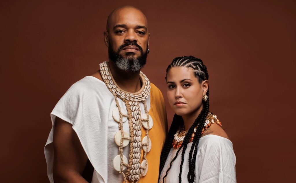 Jéssica Areias e Cauê Silva celebram a diversidade dos povos originários no CCSP