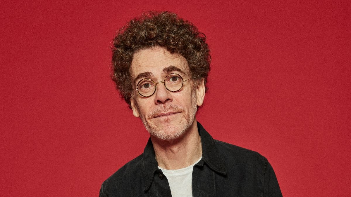 "Uma Estrela Misteriosa": Nando Reis anuncia projeto com álbum triplo e shows