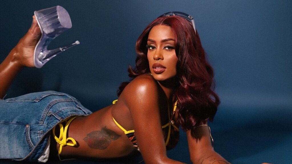 Rebecca lança o funk 150 BPM “Do Jeito Que Eu Quero”