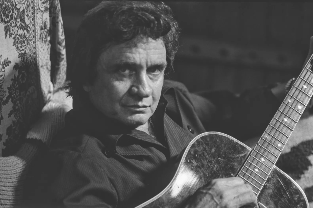 Novo álbum de Johnny Cash, “Songwriter”, é uma eterna lembrança do passado