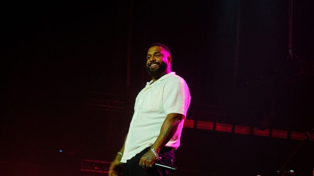 Plateia se rende à magia de "Fetiche" em show memorável de Baco Exu do Blues | Foto: Ygor Monroe