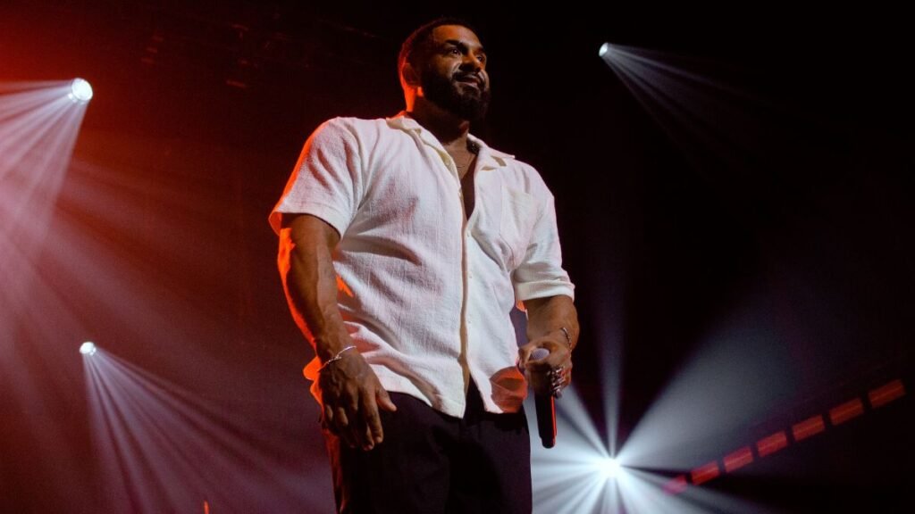 Plateia se rende à magia de "Fetiche" em show memorável de Baco Exu do Blues | Foto: Ygor Monroe