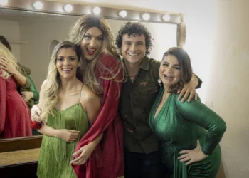 Inspirado em podcast, "Assistiu Porque Quis" tem apresentação única em SP