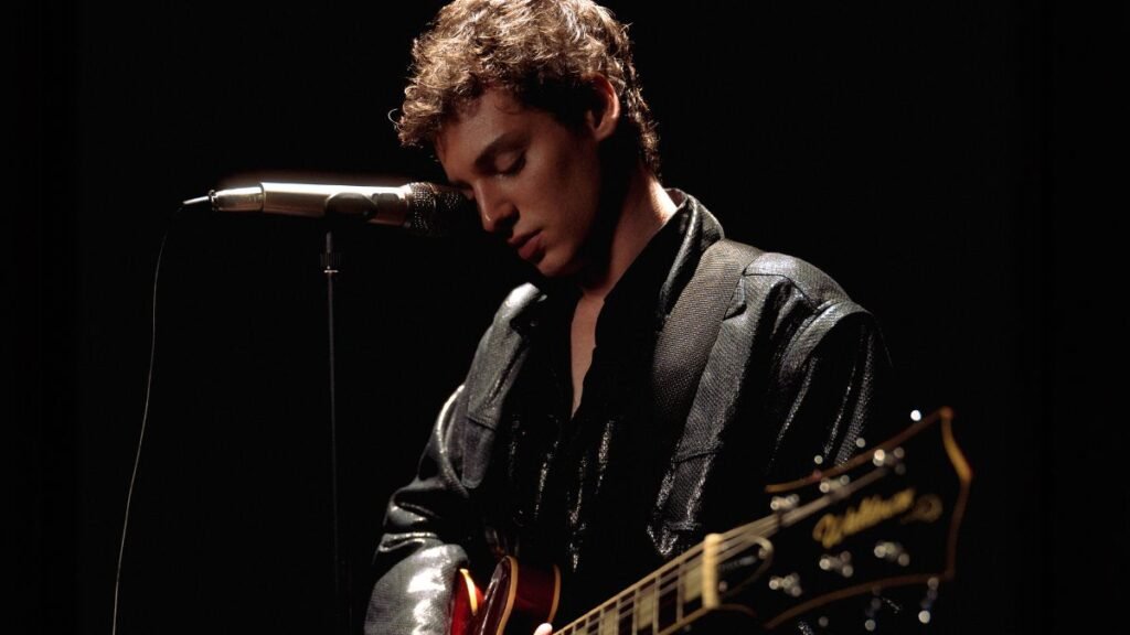 Gabriel Froede desvenda emoções em "Um Pouco Mais"; confira entrevista