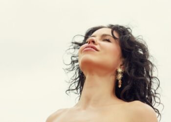 Luê se encontra na fusão de pop e regionalismo em “Brasileira do Norte”