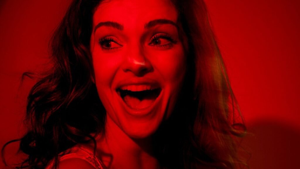 Mayana Neiva apresenta o álbum “Tá Tudo Aqui Dentro” no Blue Note SP