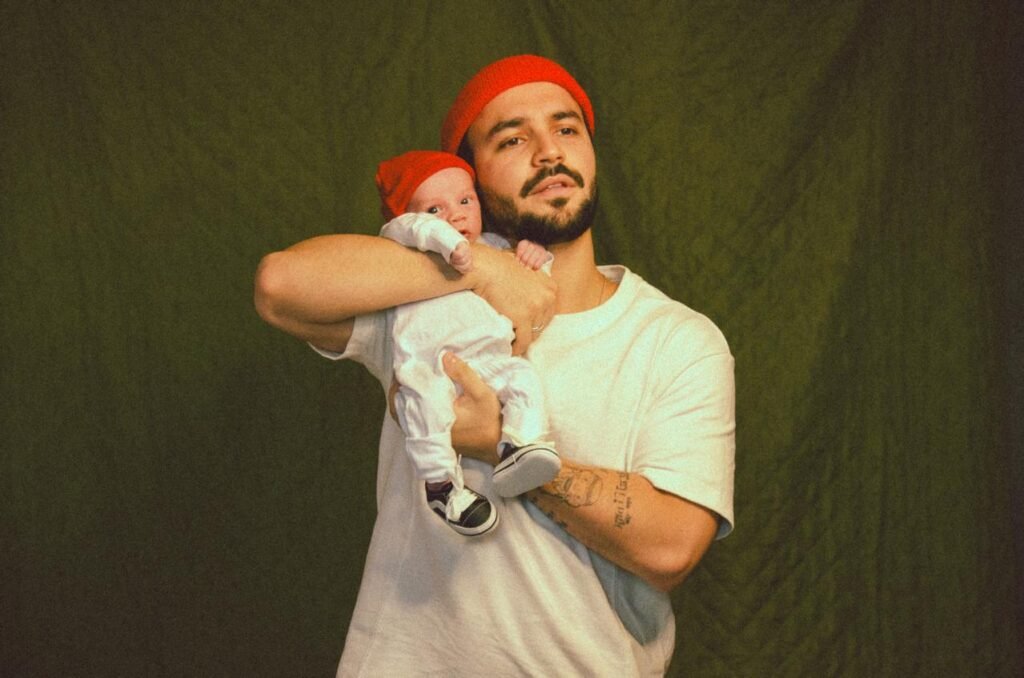 Filipe Toca lança nas plataformas o single "Caetano"