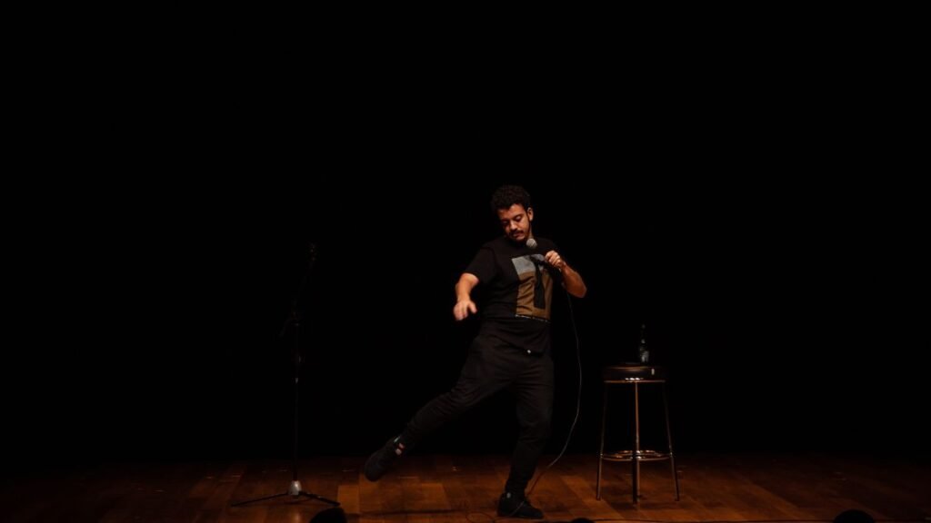 "O Entusiasta", de Rodrigo Marques, faz curtíssima temporada em São Paulo