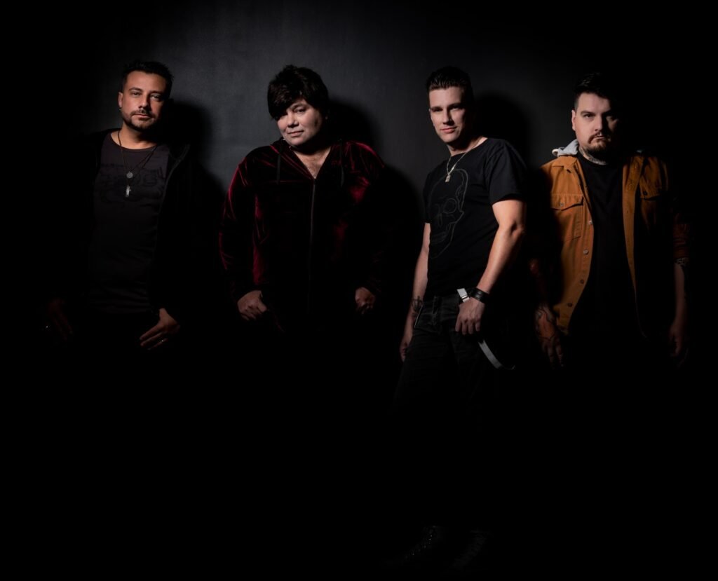 Banda Cogumelo Plutão lança o novo EP "Eu Quero Tanto"