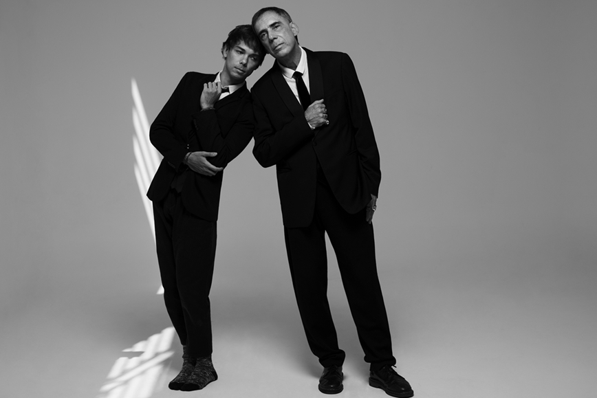 Arnaldo Antunes e Vitor Araújo liberam projeto gravado na Bahia