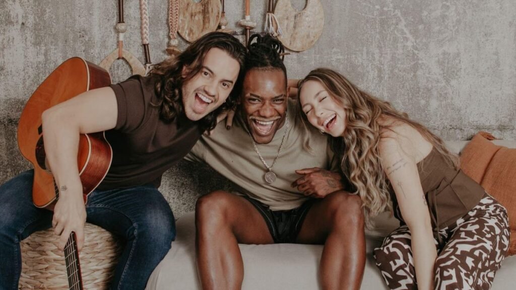 Mar Aberto e Pelé MilFlows lançam "Maracanã" | Foto: Dri Bresciani