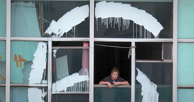 Crítica: "Pele de Vidro" (Skin of Glass) | Foto: Reprodução