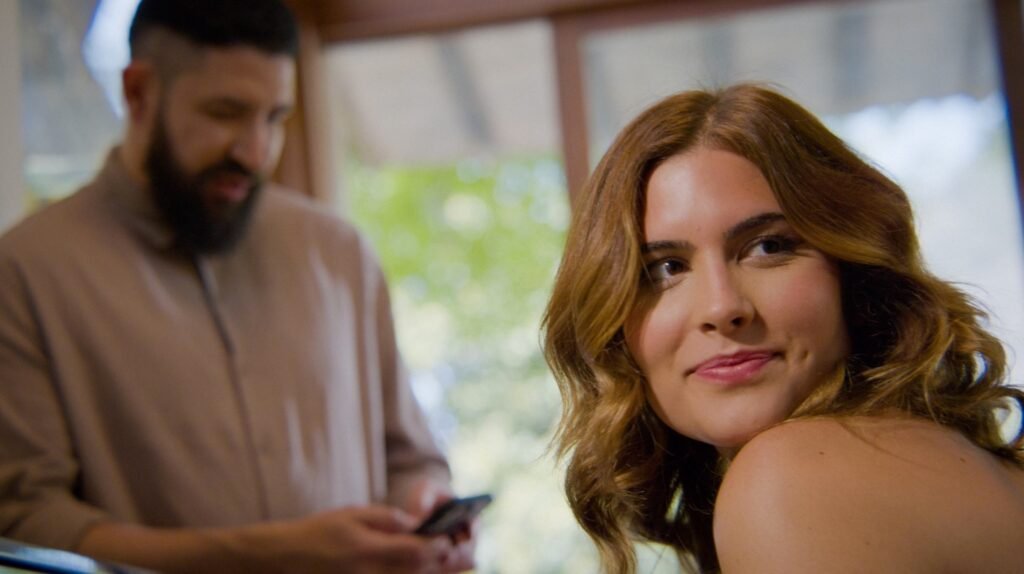 Mulú e Maria Maud lançam clipe de versão funk de "Summertime Sadness"