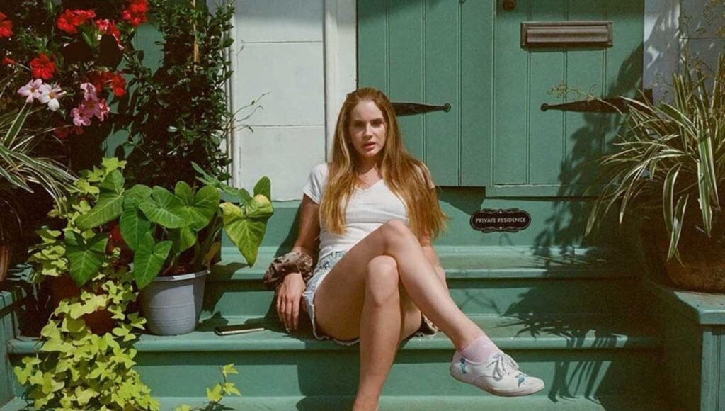 Lana Del Rey anuncia novo álbum, "The Right Person Will Stay", para maio de 2025 | Foto: Reprodução