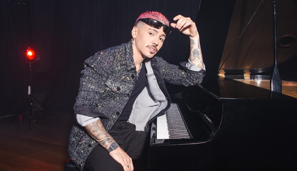 Biel se une a DJ Batata e MC TH em novo single "Eu Prefiro no Escurinho" | Foto: Divulgação