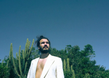 Duda Raupp está pronto para mexer com a cena musical! O cantor lançou no dia 27 de novembro o “Planos Pra Nós”