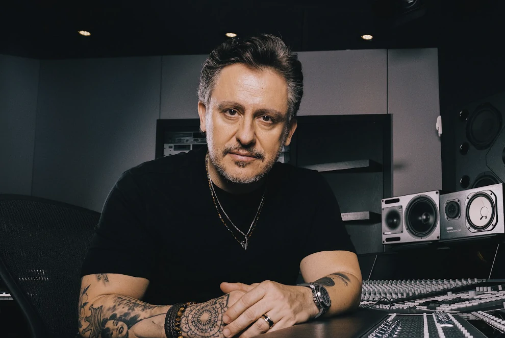 Rick Bonadio fecha 2024 com o lançamento de “African Queen”