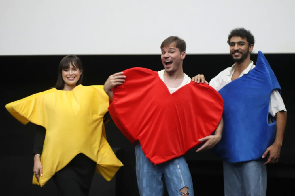 Cantor Dudy mistura cinema e música em "Coração de Post-It" | Foto: Reprodução