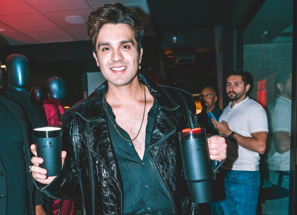 Luan Santana celebra 15 anos de “Meteoro” com lançamento de collab com a Stanley