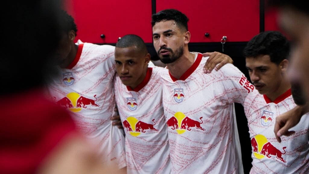 Bastidores do Red Bull Bragantino são destaque na série A Próxima Jogada
