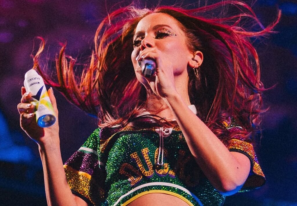 Ensaios da Anitta chega a São Paulo com convidados e ativações da Rexona