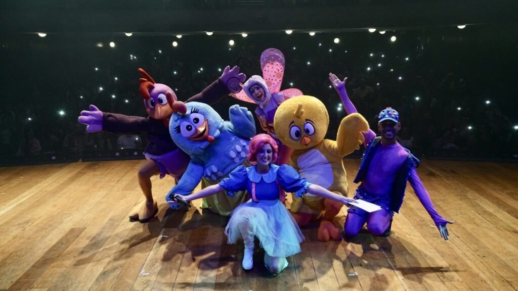 "Top 10 da Galinha Pintadinha" chega ao Teatro B32 para duas apresentações especiais